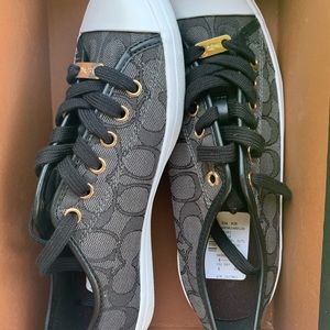 NWT/NWB Coach Sneakers Black-Smoke/Black size: 8M